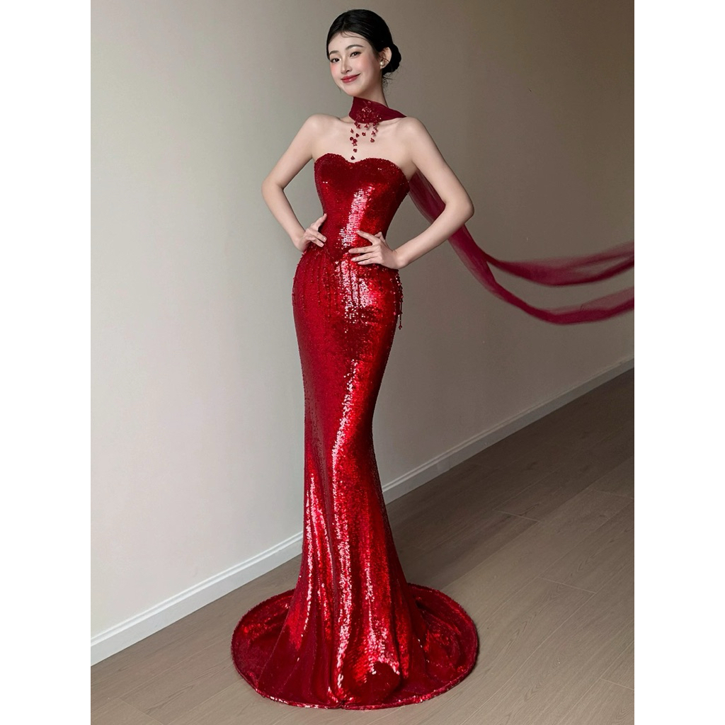 Đầm Dạ Hội Đỏ Sequin Dáng Đuôi Cá Cúp Ngực Kèm Khăn Choàng Cổ Sang Trọng Dự Tiệc Sự Kiện