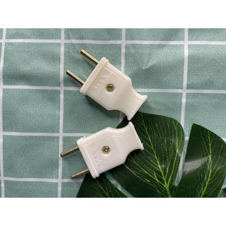 Phích cắm điện VINAMAX chân tròn phi 4, màu trắng - Hàng chính hãng