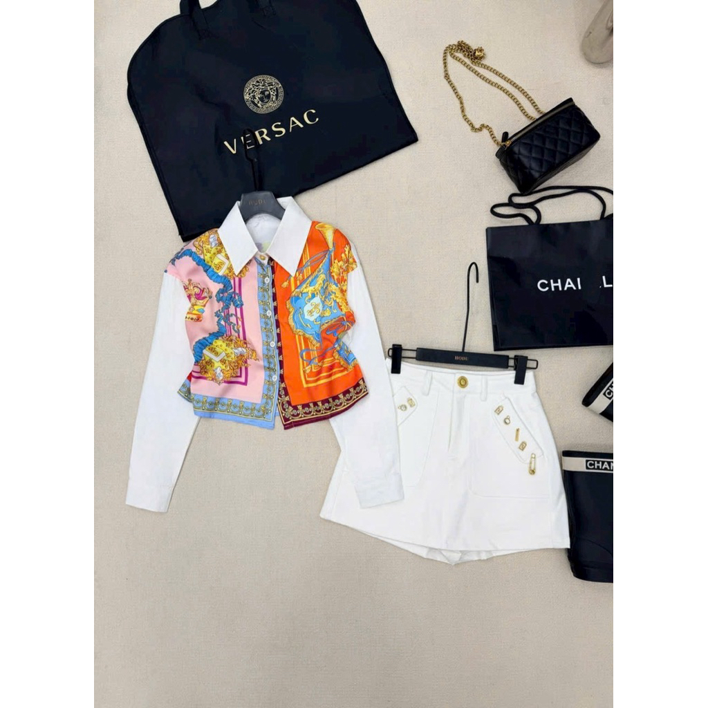 set áo sơmi croptop cam và váy