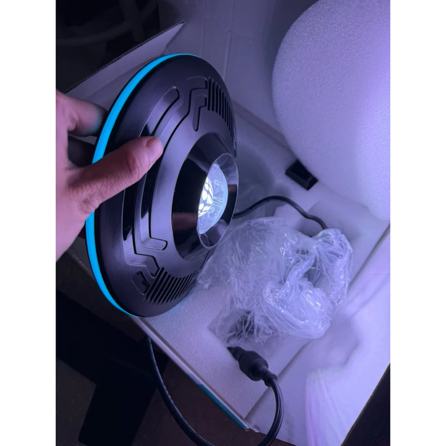 Cận cảnh đèn UFO Langzu LZ-800