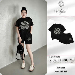Bộ Áo Phông Nữ Chepol Cao Cấp, Form Rộng, In Hoa, Cổ Tròn, Phối Chân Váy, Chất Cotton ( Áo Thun Đen + Quần Đùi )CP_x5391