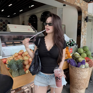 Áo Thun Ngắn Tay Phối Ren Xoắn Ngực Sexy Gợi Cảm Form Ôm Body Chất Thun Borip Co Giãn TN15 RYSO