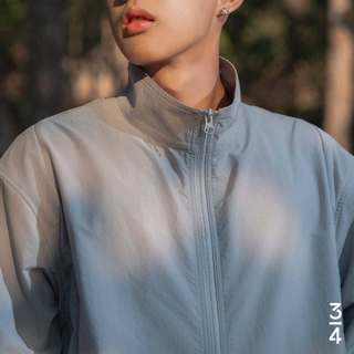 3PhầnTư - Áo Khoác Nam Nữ Unisex Cản Gió Cổ Trụ Vải Thế Hệ Mới Dù Gió Nhăn Nhẹ Thoáng Mát Taslan - OUVM25002