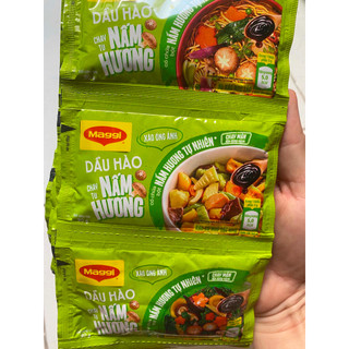 Dây dầu hào Nấm Hương Maggi (combo 1 dây 12 gói* 30gr)