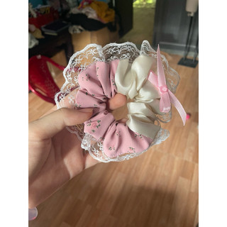 Scrunchie Handmade Hot Trend | Dây Buộc Tóc Nữ Caro, Ren, Hoa Nhí