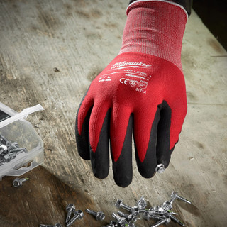 Găng Tay Chống Cắt Level 1 Milwaukee 48-22-8902 | Bao Tay Bảo Hộ Size L | Dùng Được Cảm Ứng