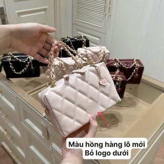 Chio2nd - Túi Cốp Dáng Hộp Charm Tim Chần Trám Kèm Quai Đeo