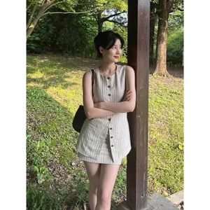 𝗥𝗲𝗺𝗶 𝗦𝗲𝘁 𝗟𝗶𝗻𝗲𝗻- Set Linen áo GILE+ CHÂN VÁY sọc nút gỗ