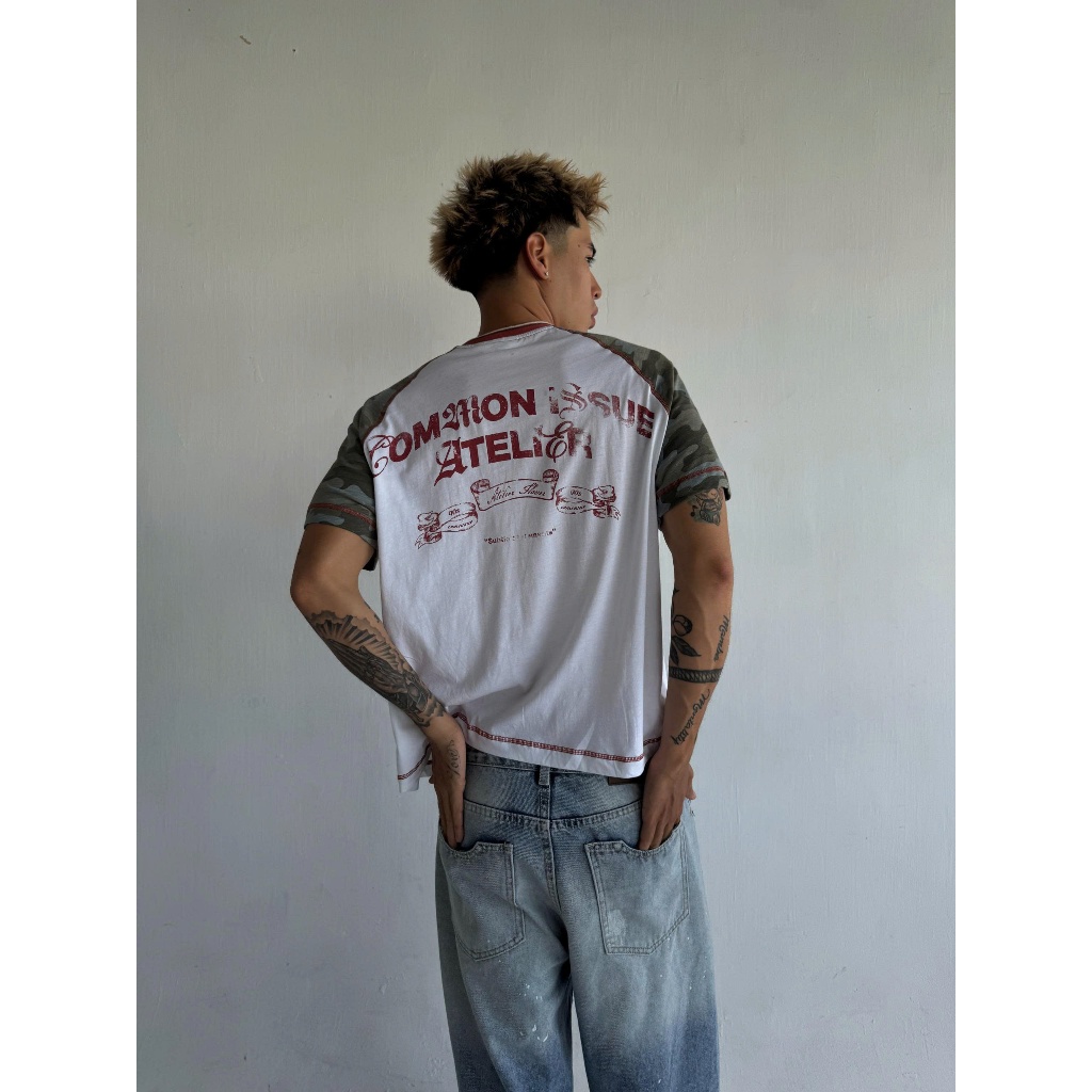 Áo Thun Raglan Form Boxy "WARDEN” Chất Vải Slub Mỏng 220gsm Phối Tay Camo Rằn Ri In Chữ Gothic Unisex | Common Issue | BigBuy360 - bigbuy360.vn