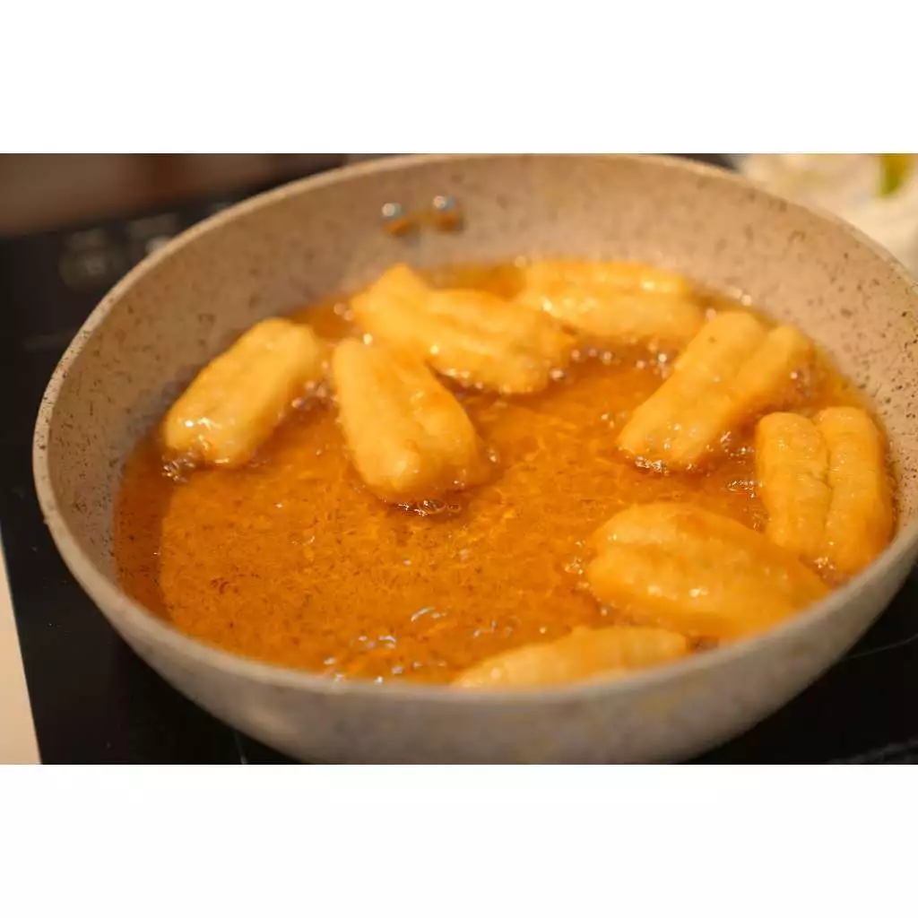 Combo 2 Gói Bánh quẩy chiên Huta Food- Chuẩn vị Bánh quẩy Truyền Thống Hà Nội- Món ăn kèm với cháo, phở- Ăn vặt tiện lợi