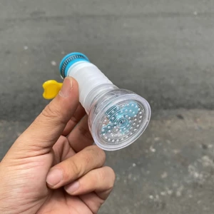 Đầu Vòi Lọc Nuớc Có Cánh Quạt Tăng Áp 360 Độ Có Thể Kéo Dài Rửa Chén Bát Có Khóa Cổ Dê Tiện Lợi