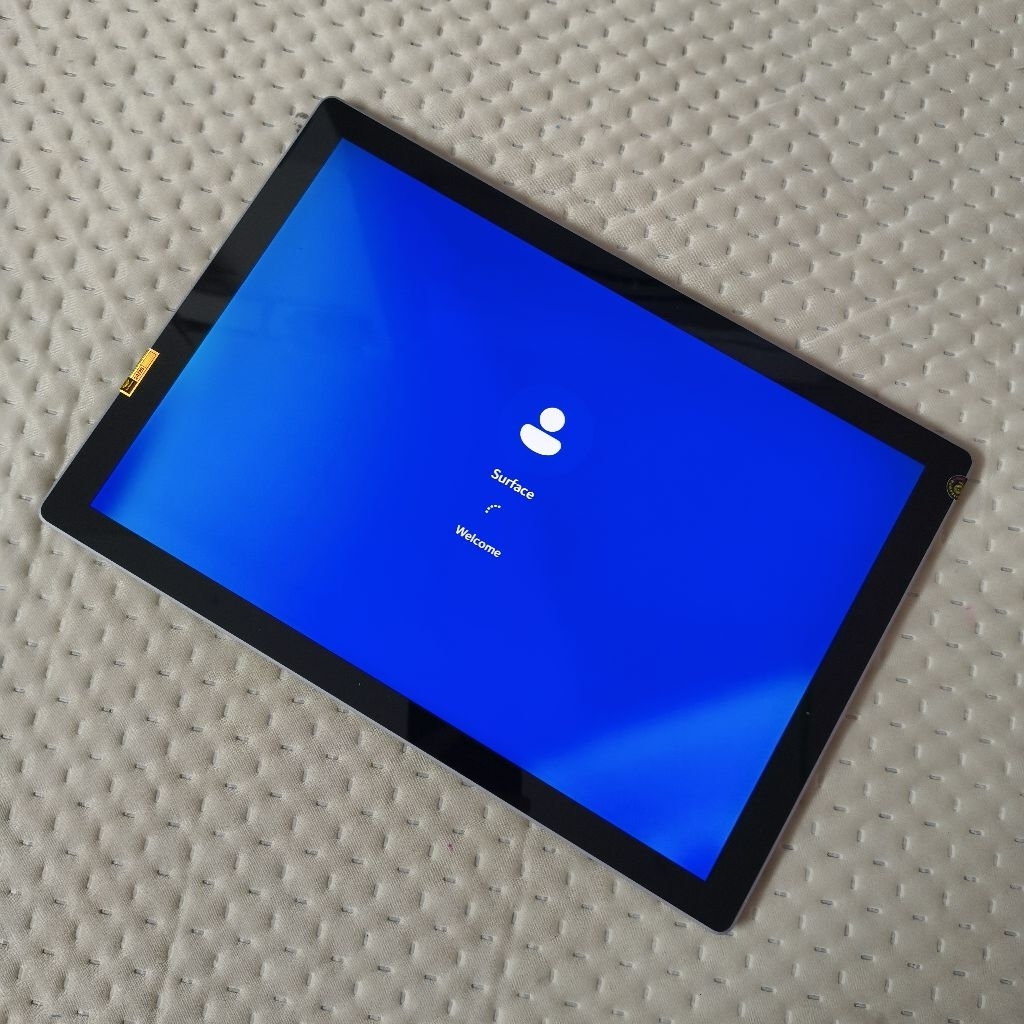 Microsoft Surface Pro 5 Màn Nét Zin Nhật Core i5-7300U | Ram 4/8GB | SSD 128/256GB đẳng cấp | BigBuy360 - bigbuy360.vn