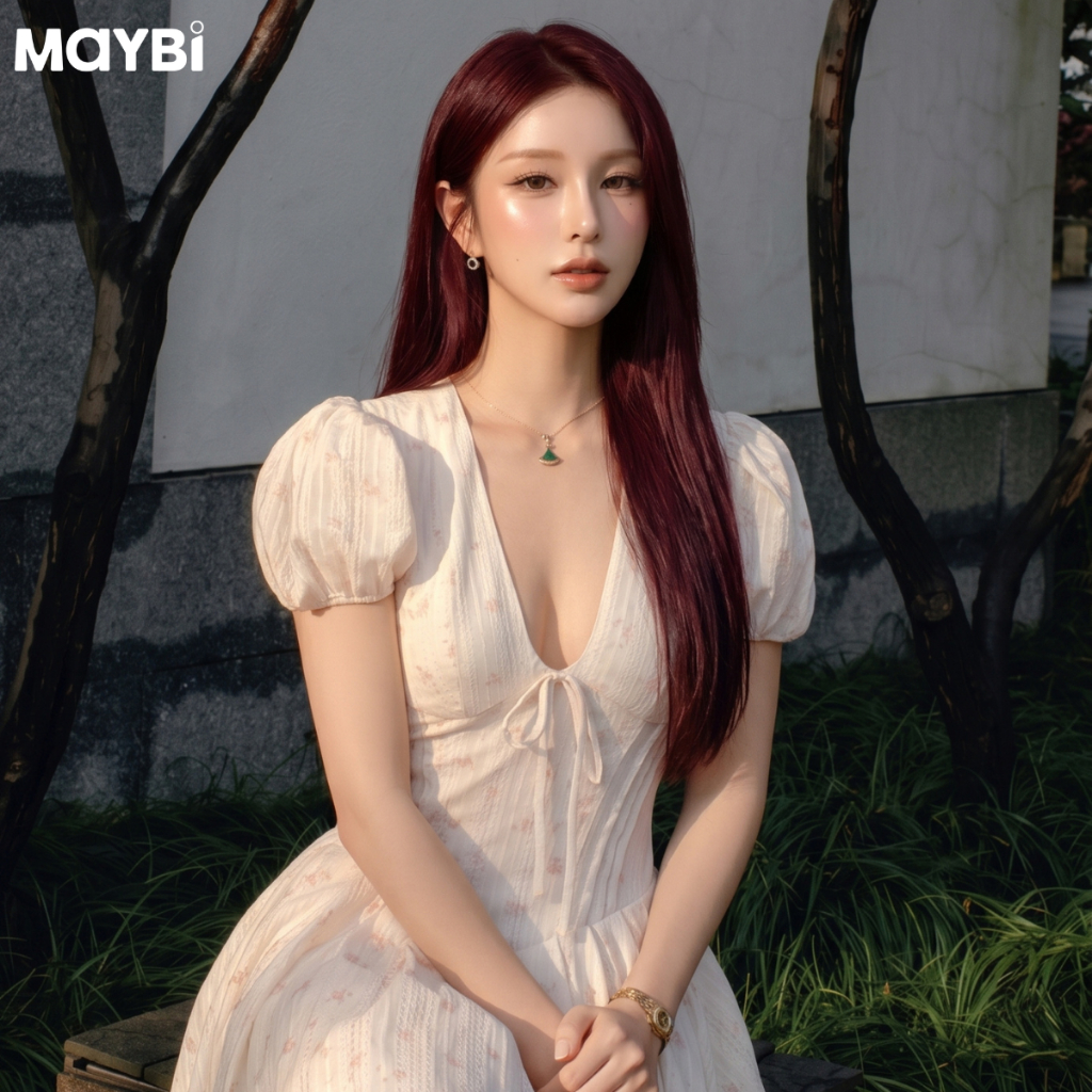 MAYBI Đầm hoa vàng cổ tim dáng mini