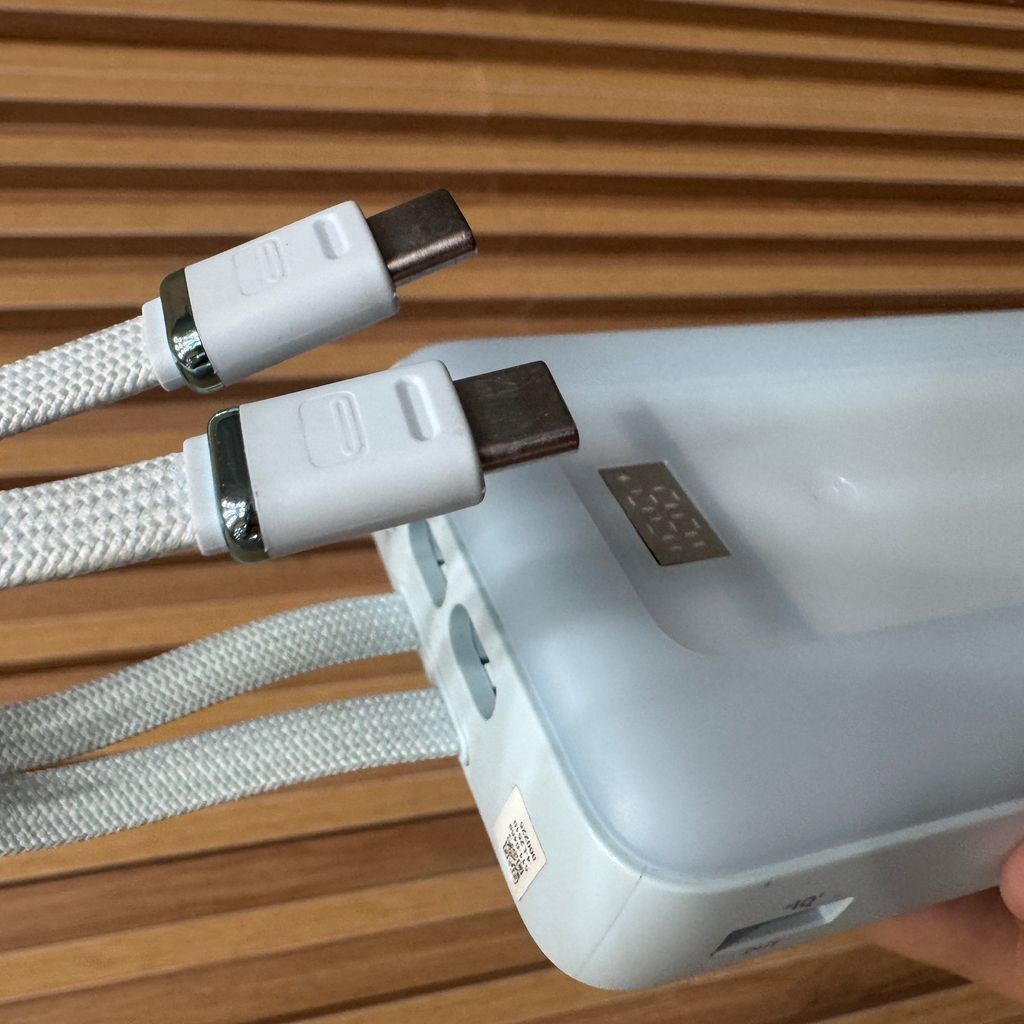 Pin dự phòng Anker zolo A1681 20.000mAh sạc nhanh 45w kèm 2 cáp Type-C chưa in logo, ko hộp | BigBuy360 - bigbuy360.vn