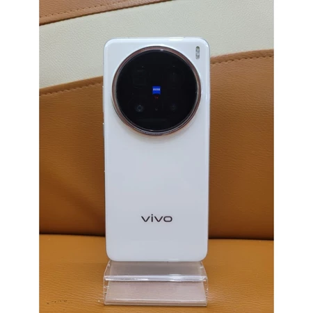 Vivo X200pro 12/256 like new