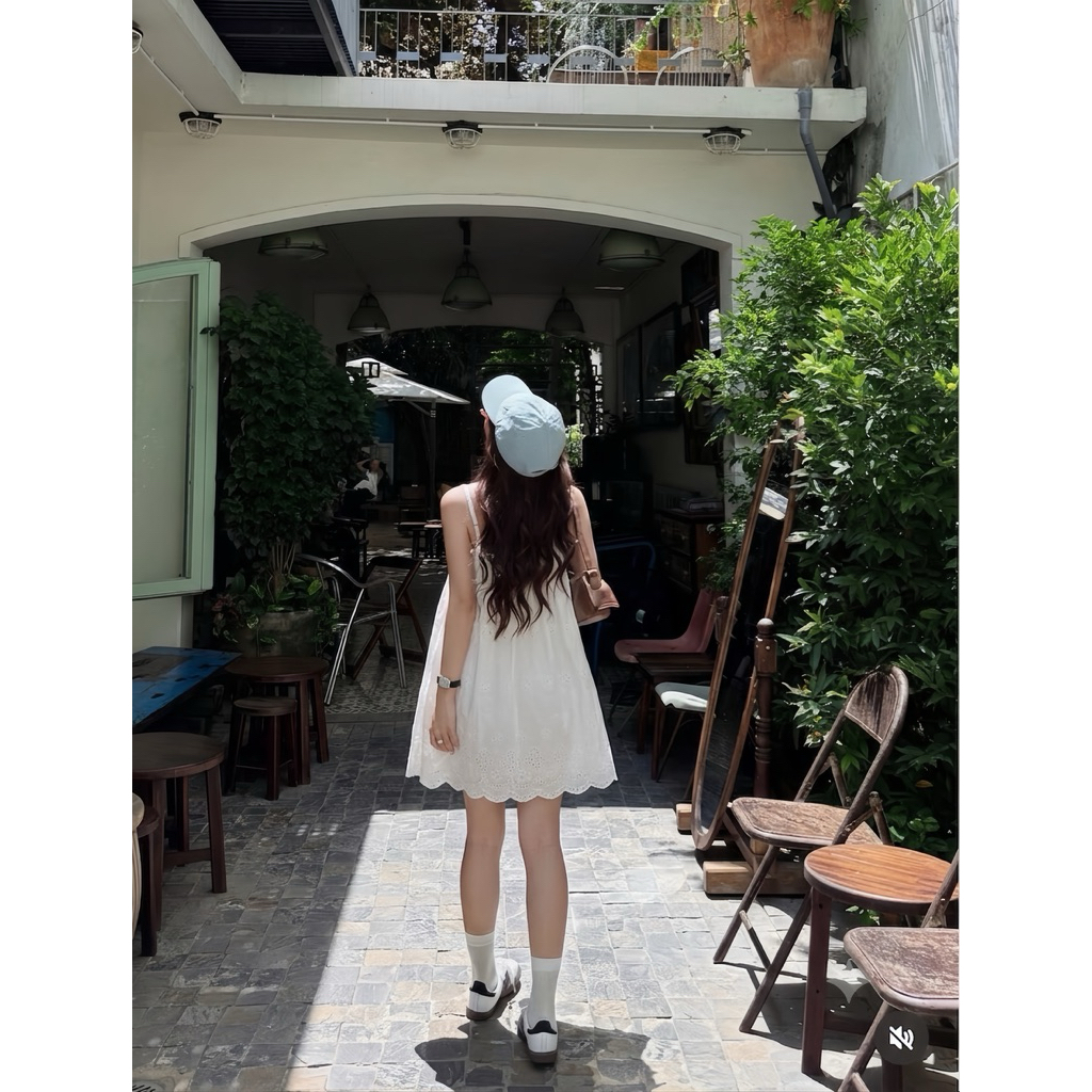 [KHÔNG KÈM ÁO CADIGAN] Váy hai dây thô boi phối ren trắng dáng xoè “HYO DRESS” | BigBuy360 - bigbuy360.vn