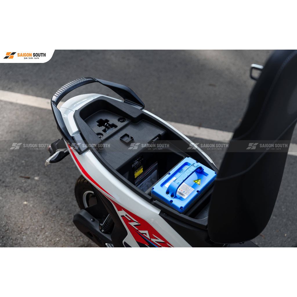 [NHẬN HCM] Xe Máy Điện VinFast Flazz Max - Thuê Pin - Góp 0% | BigBuy360 - bigbuy360.vn