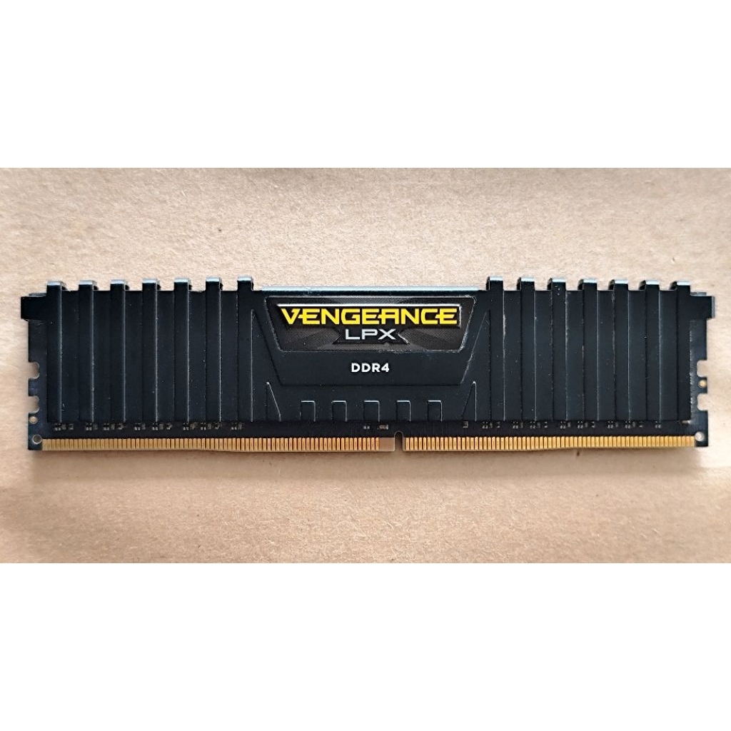 Ram ddr4 8gb buss 2666 Vengeance Corsai chính hãng đẹp | BigBuy360 - bigbuy360.vn
