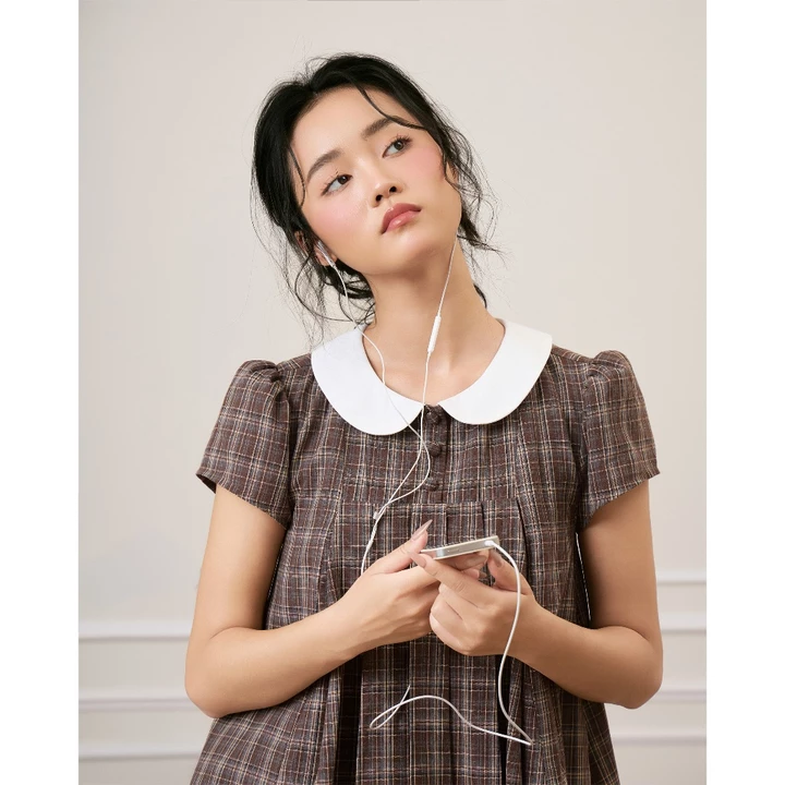 Đầm babydoll caro cổ sen THE C.I.U, đầm cotton sọc kẻ tay phồng xếp ly - Nancy Dress