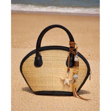 Women's Minimalist Woven Straw Bag – for Travel