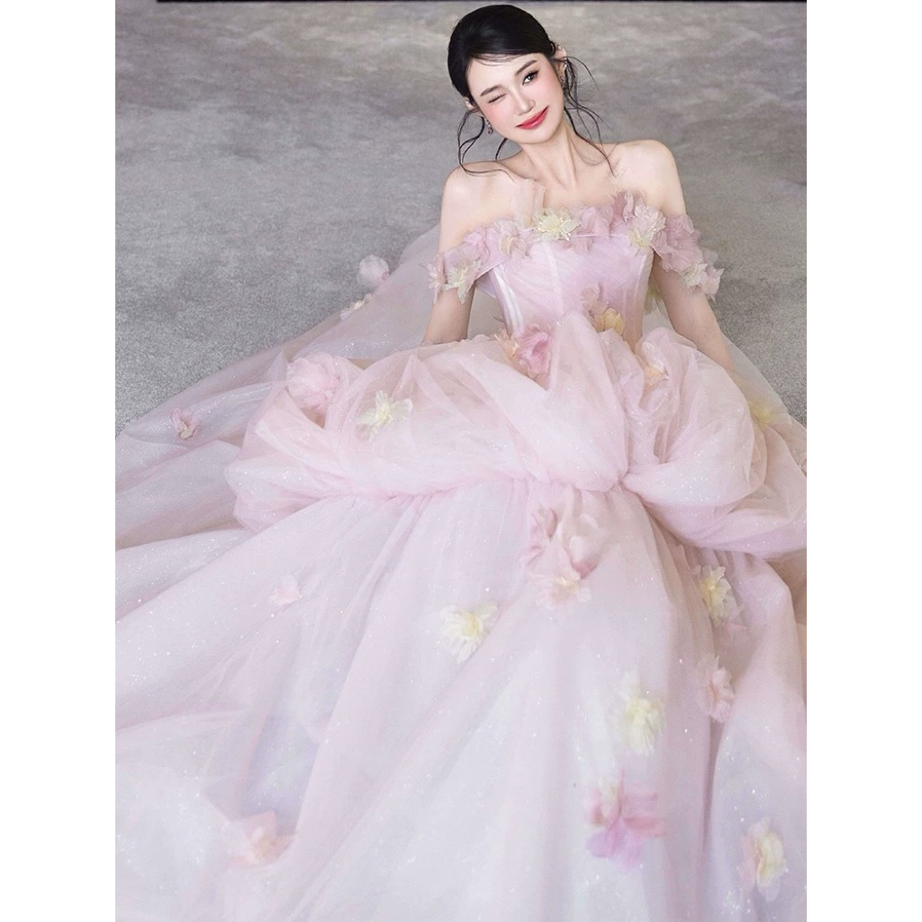 Váy Cưới Công Chúa Hoa 3D Pastel Dáng Xòe Bồng Kèm Voan Cô Dâu Trễ Vai Chụp Ảnh Cưới