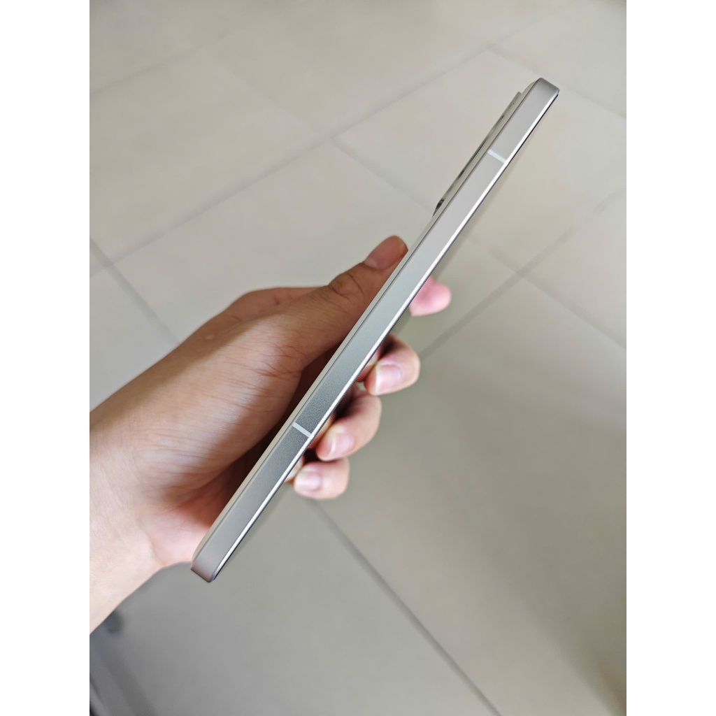 Poco F6 Pro - Snapdragon 8 Gen 2, hỗ trợ sạc 120W | BigBuy360 - bigbuy360.vn
