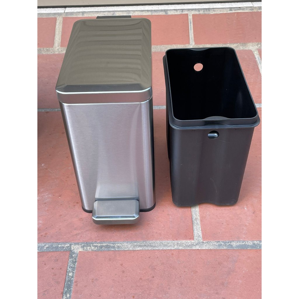 Thùng rác INOX thương hiệu Java, Fitis thanh lý móp nhẹ giảm giá từ 6 lít đến lớn Mega 40 lít | BigBuy360 - bigbuy360.vn