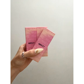 Son phao Tint Merzy Lì Mờ Mịn, Fit Môi Tự Nhiên Water Fit Blur Tint 3.7g