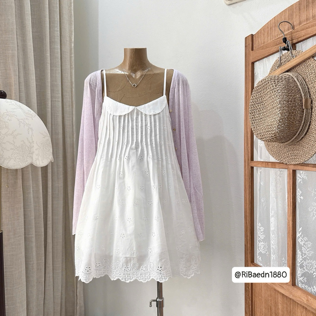 [NEW]Váy 2 Dây Ren Thô Boi Thêu Hoa Dập Li Ngực Cổ Peter Pan-White Bloom siêu xinh-Dành Cho Nữ | BigBuy360 - bigbuy360.vn
