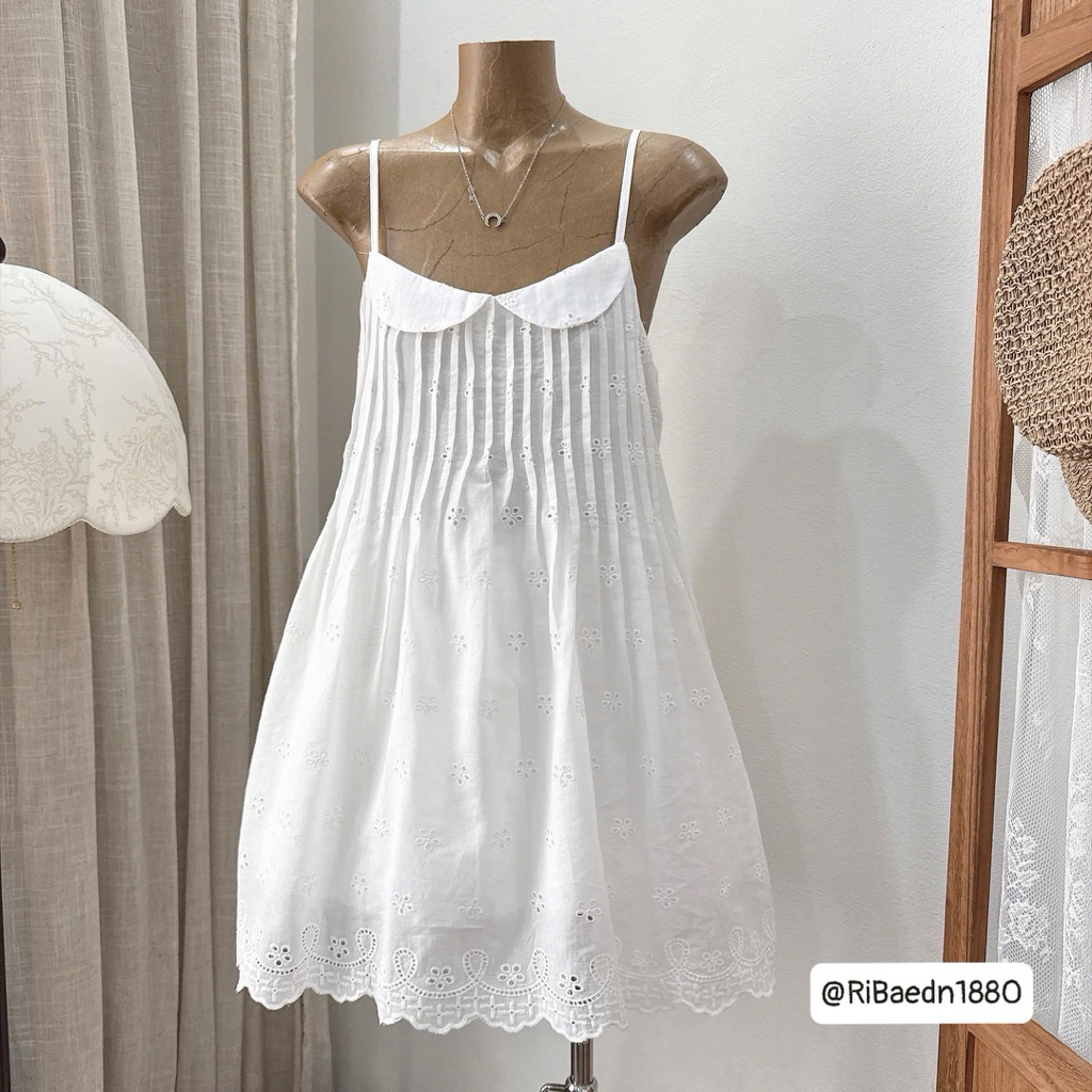 [NEW]Váy 2 Dây Ren Thô Boi Thêu Hoa Dập Li Ngực Cổ Peter Pan-White Bloom siêu xinh-Dành Cho Nữ | BigBuy360 - bigbuy360.vn