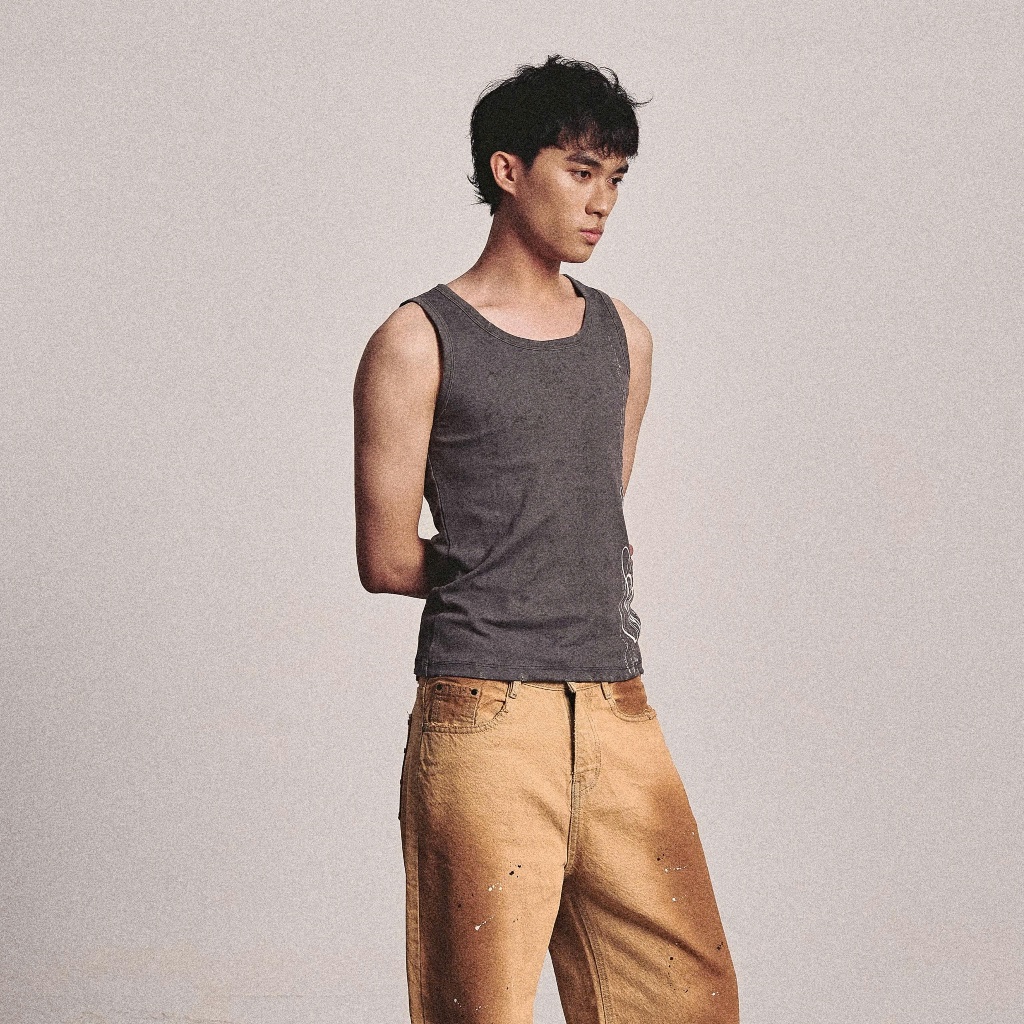 Bad Choices | Áo ba lỗ Tanktop Graphic chữ dọc form ôm | BigBuy360 - bigbuy360.vn