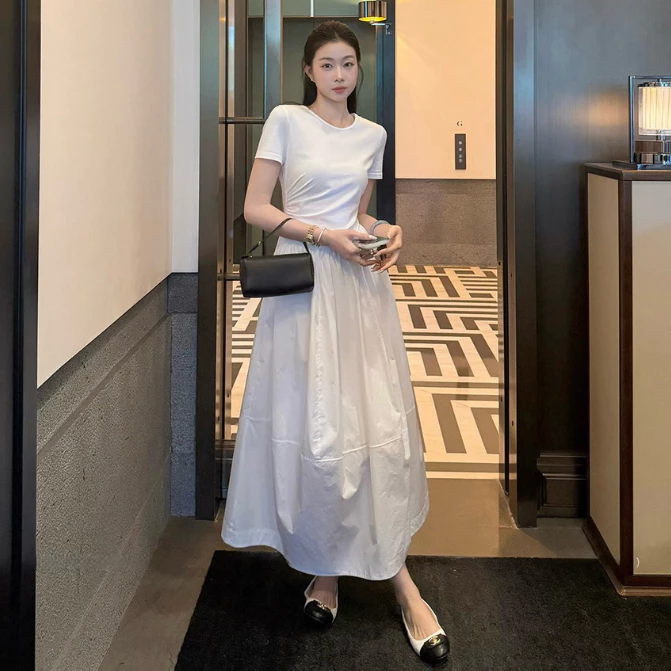 Váy maxi cổ tròn Iris eo thun dáng xòe áo thun ôm co giãn chân váy bồng dài tiểu thư Hàn Quốc thanh lịch, mặc đi chơi