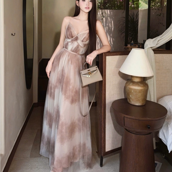 Đầm Maxi Hai Dây Cổ V Loang Màu Sang Chảnh