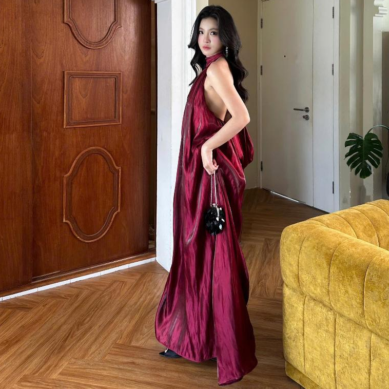 Đầm Dự Tiệc Liora Đầm Maxi Cổ Yếm Form Suông Cột Nơ Hở Lưng Lụa Bóng