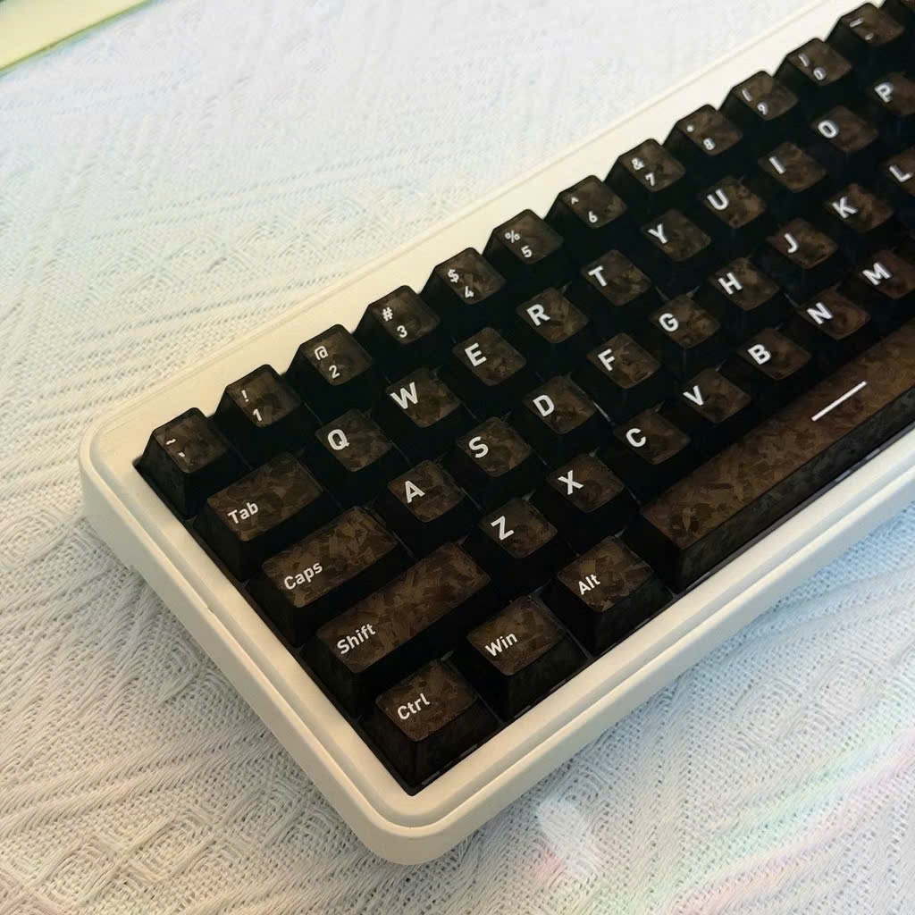 Keycap Xuyên Led Crystal Carbon Nhựa PC Họa Tiết Vân Carbon Fiber Clear Cherry Profile | BigBuy360 - bigbuy360.vn
