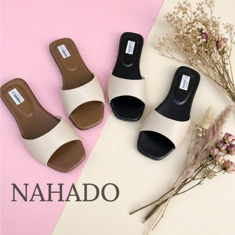 [ GIAO NHANH ] Dép lê nữ quai ngang trơn mũi tròn đẹp. Hàng sẵn kho từ 35-39,có 2 màu lựa chọn