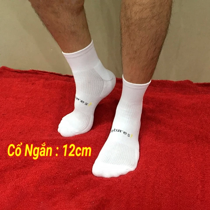 Tất đá bóng vớ thể thao Feetures nam nữ loại cổ ngắn lửng, hàng dệt kim chất liệu cotton cao cấp dày dặn free size