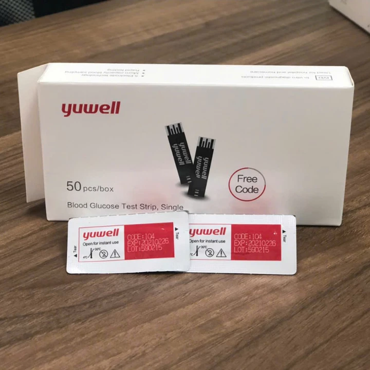 Bộ test 50 kim + 50 que thử đường huyết YUWELL dùng cho máy đo đường huyết Yuwell 710 582 590