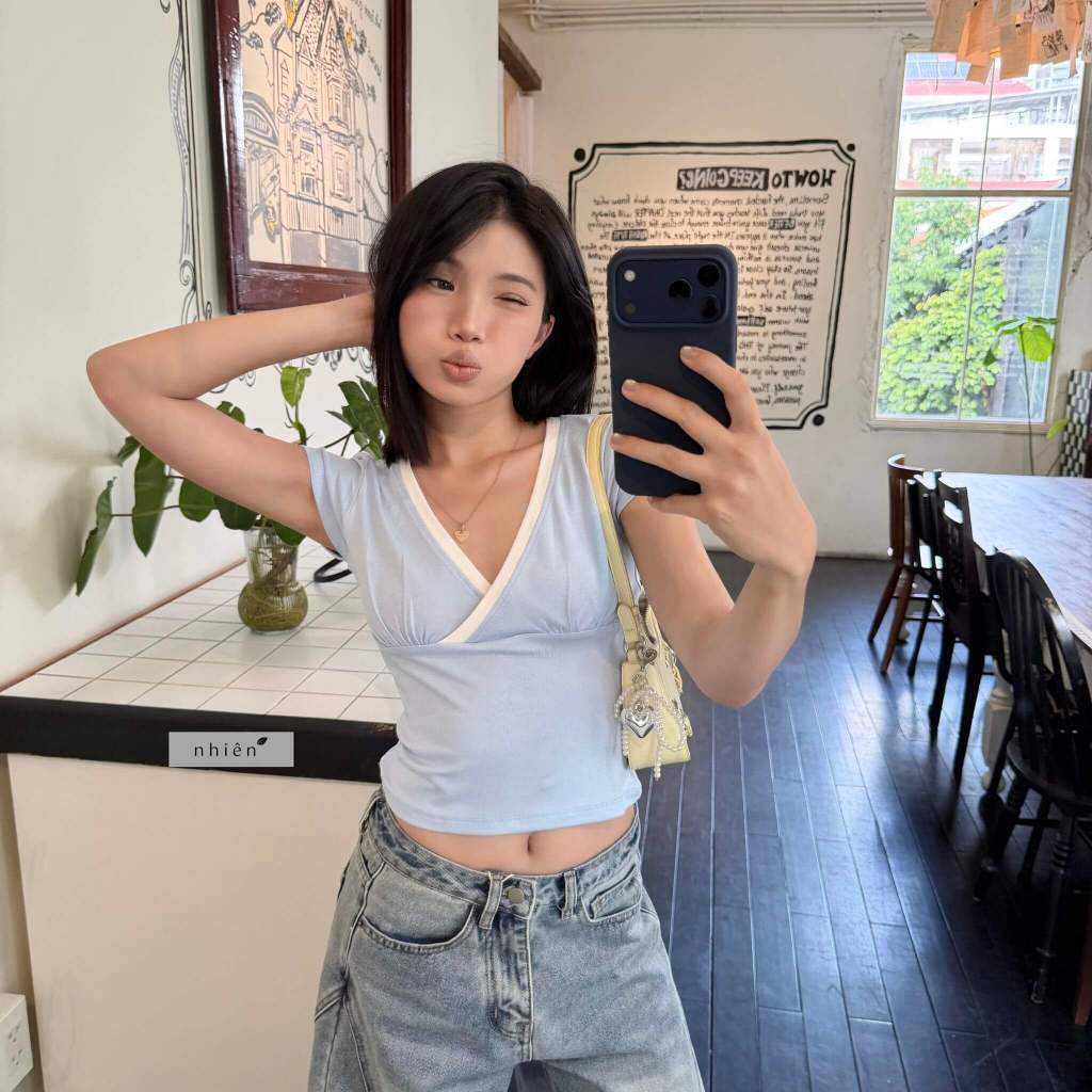 𝐏𝐞𝐫𝐥𝐞 𝐓𝐨𝐩 - Áo thun nữ, Áo thun viền cổ tim chéo ngực tay ngắn nhien.official NAT00034 | BigBuy360 - bigbuy360.vn
