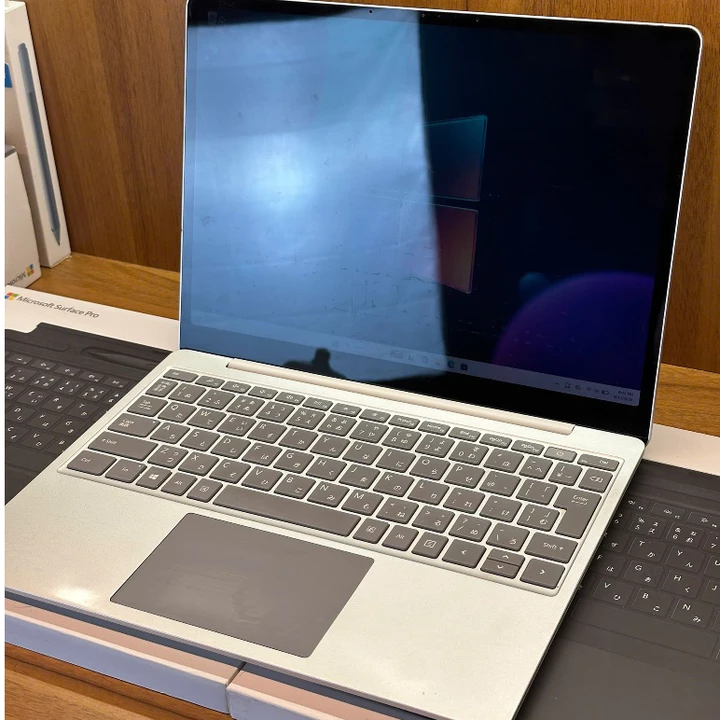 Surface Laptop Go i5 Gen 10 | RAM 16GB | SSD 256GB | i5 Gen 10 | Màn PixelSense 12.4” Cảm Ứng | Laptop Nhỏ Gọn