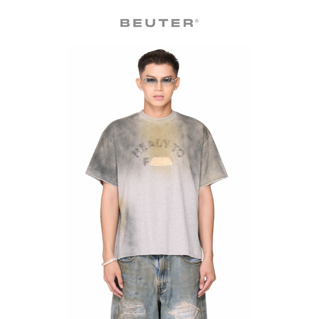 Áo thun boxy tay ngắn phun sơn thêu chữ - BEUTER® “READY-TO-F___” SPRAY BOXY T-SHIRT - GREY