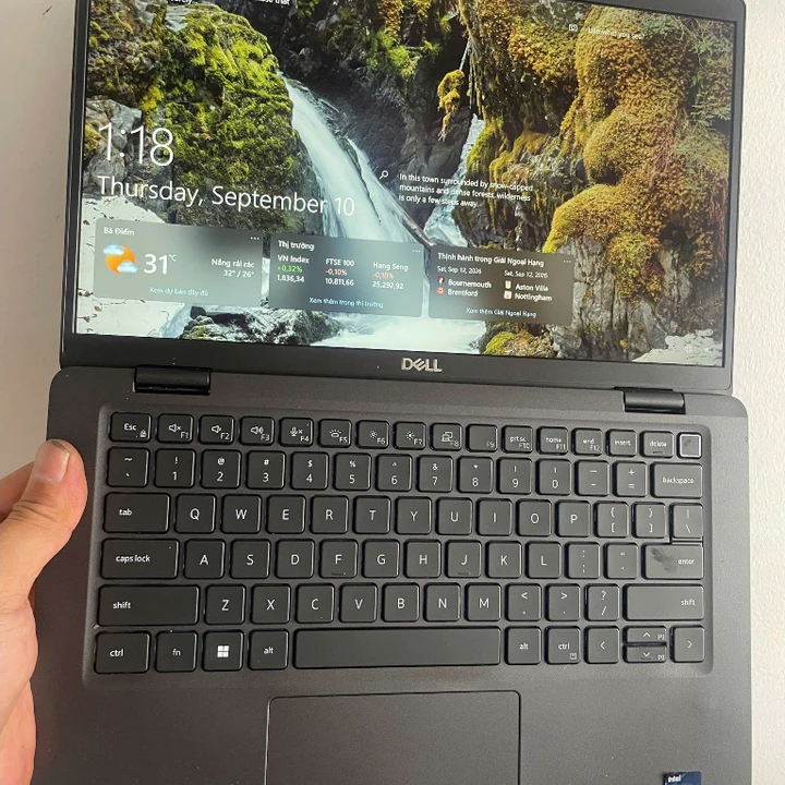 Dell Latitude 7330 Carbon nhập Mỹ - Core i5 1245U, RAM 16GB, SSD 256GB, Màn 13.3 inch Full HD IPS, pin trên 3h