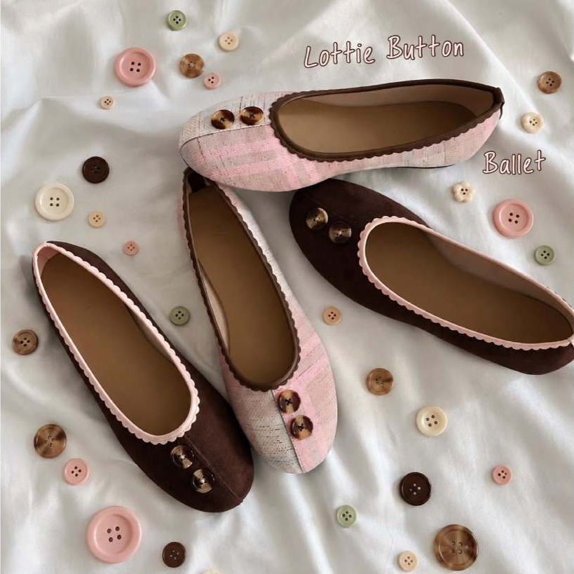 𝐁𝐥𝐚𝐮𝐞𝐁𝐥𝐮𝐦𝐞🦋 : Lottie Button Ballet - Giày bệt vải phối viền xinh xắn