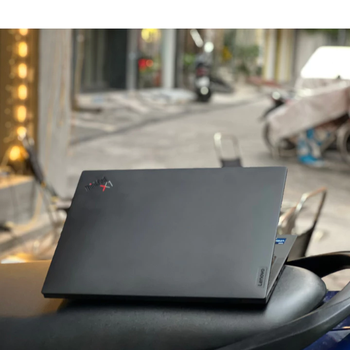 [ĐỈNH CAO DOANH NHÂN] Lenovo ThinkPad X1 Carbon Gen 10– Core i5 / i7 Gen 12Siêu Mỏng Nhẹ, Đẳng Cấp