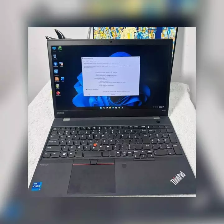 Laptop cũ Lenovo ThinkPad P15s Gen 2 i7-1165G7 16GB SSD 256GB RTX T500 4G 15.6 inch đồ họa - BH 6 tháng