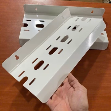 Giá treo cốc lọc 20 inch bằng thép sơn tĩnh điện chắc chắn dùng cho máy lọc nước và hệ thống lọc