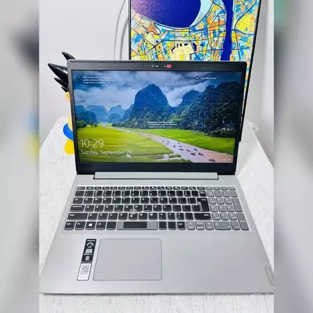 Laptop cũ Lenovo Celeron 5205U 8GB SSD 256GB 15.6 inch màn lớn học tập văn phòng bán hàng giá rẻ - BH 6 tháng