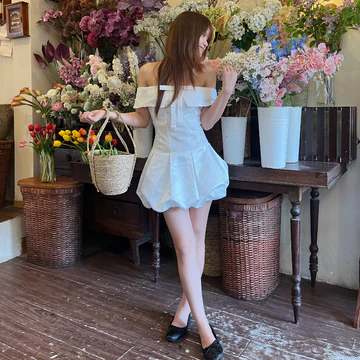 Váy trễ vai tafta phối ren vạt đính nơ đầm trễ vai tafta phối váy bí bồng bềnh by Mibae
