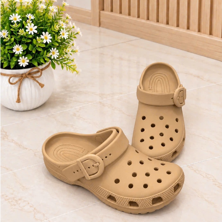 Dép sục nam nữ  -tặng 8 charm ngẫu nhiên -quai khóa thời trang– Êm chân, chống trượt,(TLA 02/A1) đi mưa tiện lợi