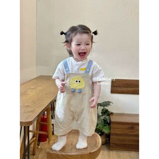 Set áo thun + quần yếm siêu dễ thương cho bé